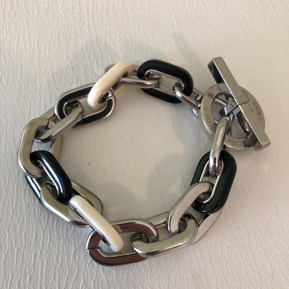 Michael Kors Silver-Tone Link Bracelet - Picture 2 of 5